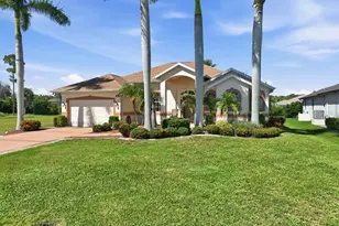 185 Rotonda Blvd E, Rotonda West, FL 33947 - Photo 1