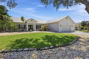 7376 Memorial Dr, Port Charlotte, FL 33981 - Photo 3