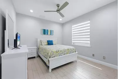15640 Melport Circle, Port Charlotte, FL 33981 - Photo 25