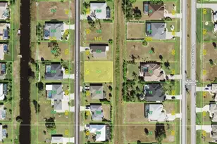 187 Mariner Ln, Rotonda West, FL 33947 - Photo 1