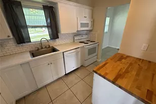7905 Jeffery Ave, North Port, FL 34287 - Photo 17