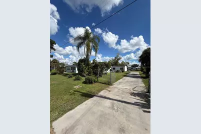 25 Warren Avenue, Englewood, FL 34223 - Photo 3