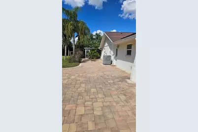 1726 Fossil Drive, Englewood, FL 34223 - Photo 37