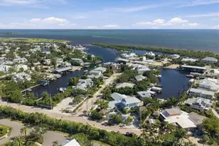 181 Damfino St, Boca Grande, FL 33921 - Photo 3