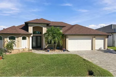 15208 Hennipen Circle, Port Charlotte, FL 33981 - Photo 3