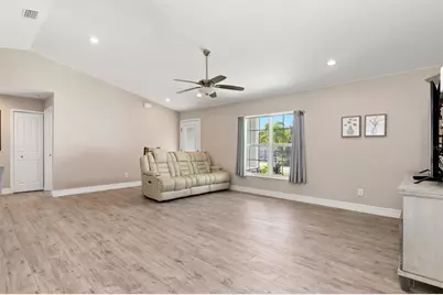 14142 Hopewell Avenue, Port Charlotte, FL 33981 - Photo 17