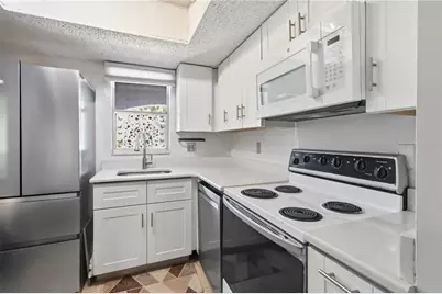 10800 US Highway 19 N #115, Pinellas Park, FL 33782 - Photo 5