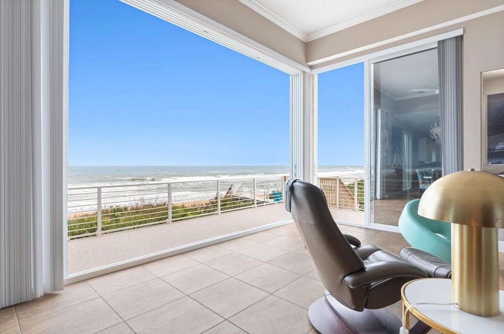 2711 Oceanshore Blvd, Flagler Beach FL  32136-4016 exterior