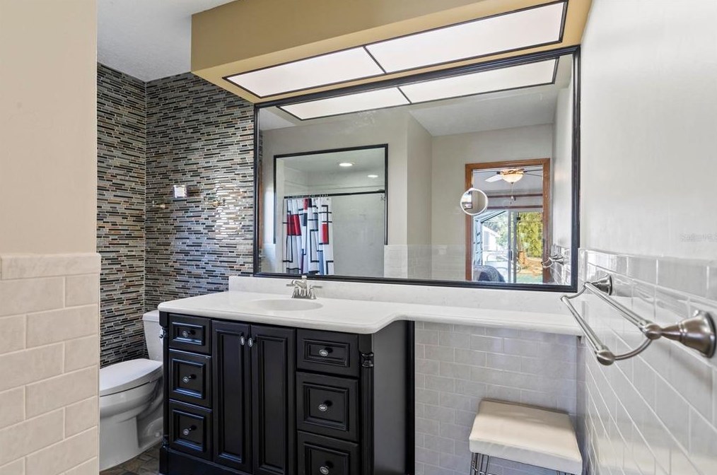 5 Crazy Horse Ct, Palm Coast FL  32137-9009 exterior