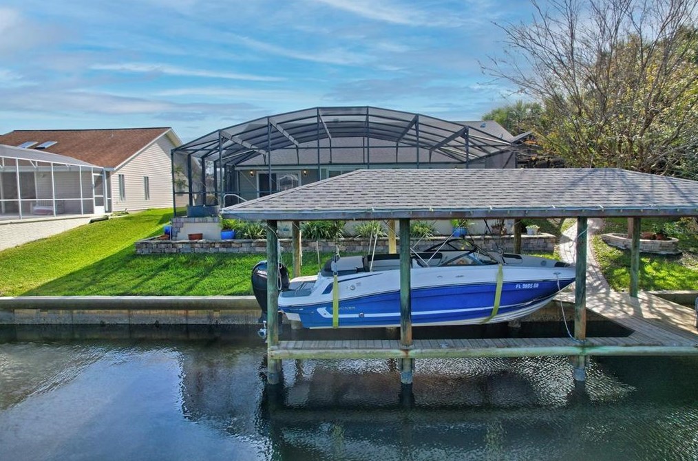 5 Crazy Horse Ct, Palm Coast FL  32137-9009 exterior