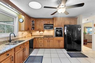 479 Western Rd - Photo 7