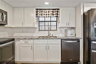 100 Palm Dr, Flagler Beach, FL 32136 - Photo 11