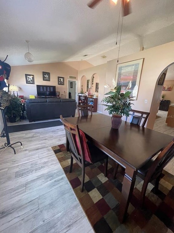 20 Poinciana Ln, Palm Coast FL  32164-6771 exterior