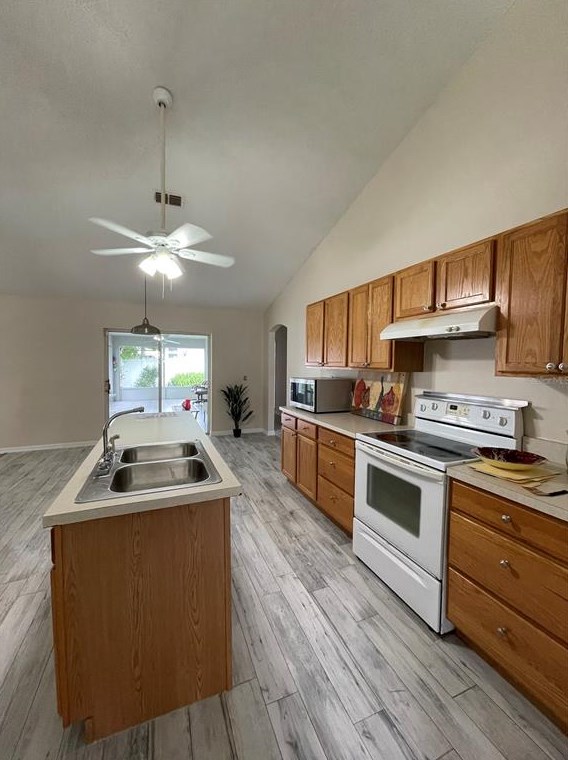 20 Poinciana Ln, Palm Coast FL  32164-6771 exterior