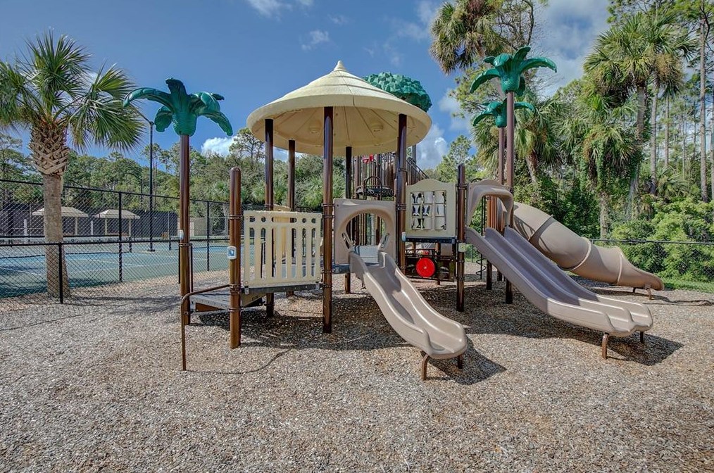 3 Sailfish Dr, Palm Coast FL  32137-1408 exterior