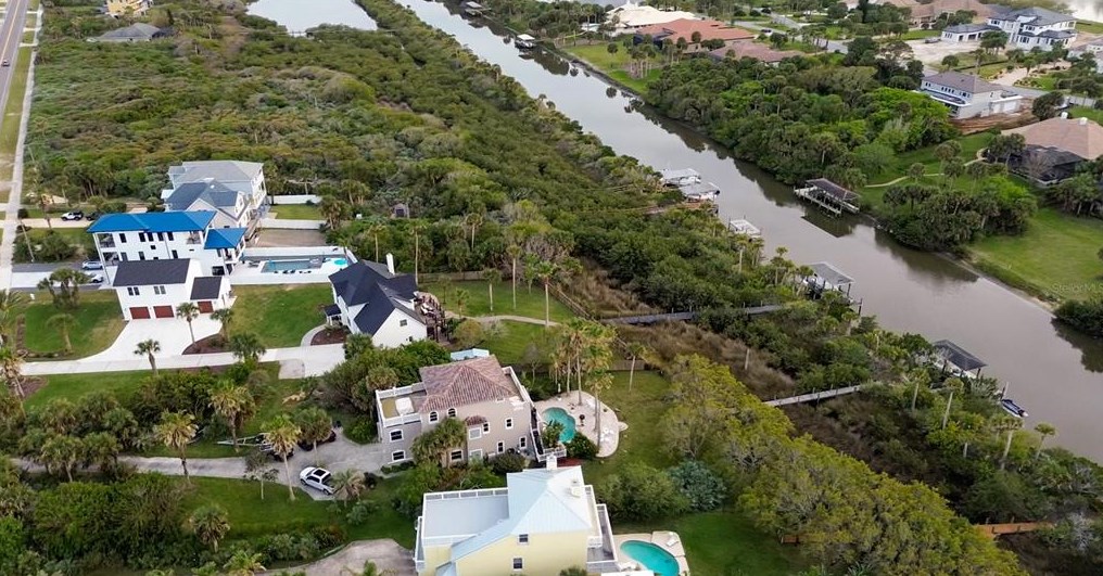 3310 Oceanshore Blvd, Flagler Beach FL  32136-2773 exterior