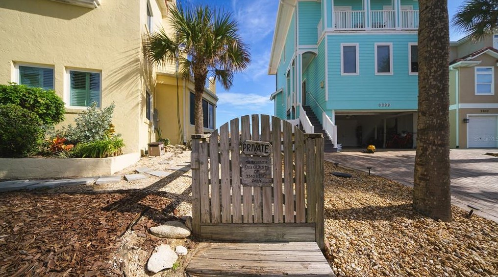 3310 Oceanshore Blvd, Flagler Beach FL  32136-2773 exterior