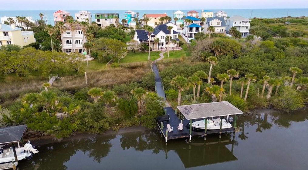 3310 Oceanshore Blvd, Flagler Beach FL  32136-2773 exterior