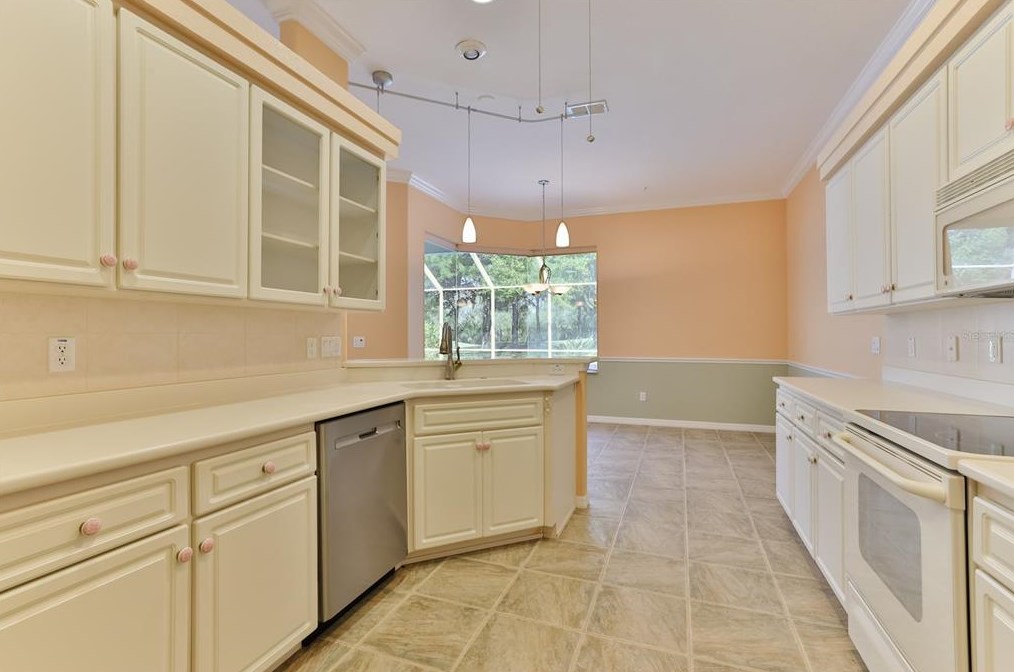 1446 Dolph Cir, Ormond Beach FL  32174-2891 exterior