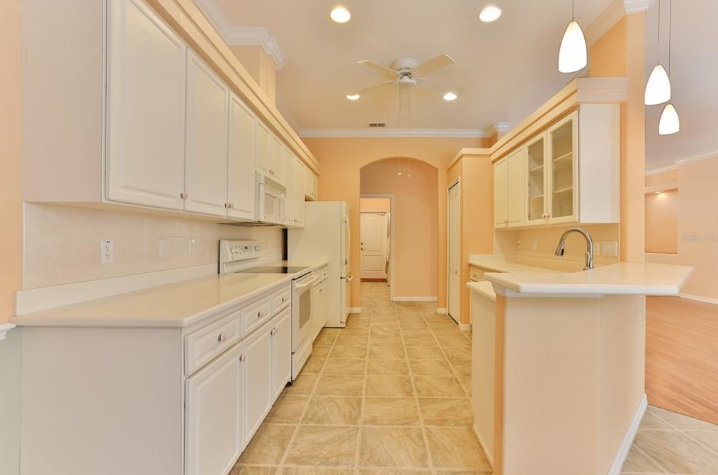 1446 Dolph Cir, Ormond Beach FL  32174-2891 exterior