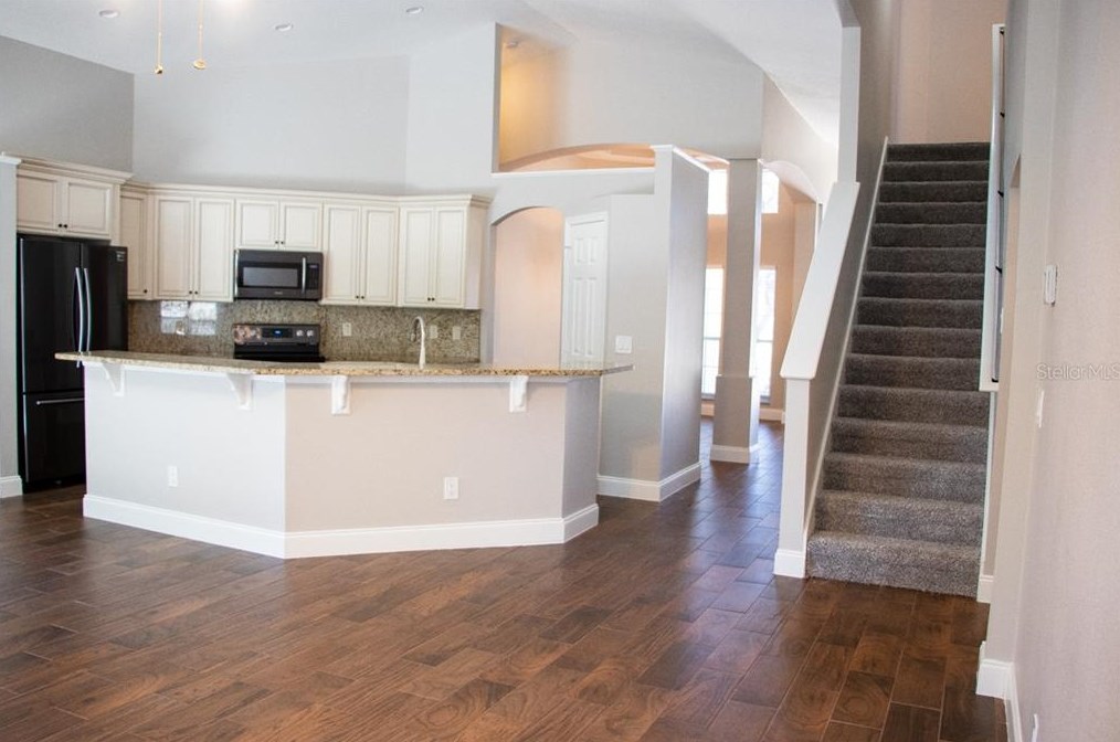 2421 Walnut Heights Rd, Apopka FL  32703-4854 exterior