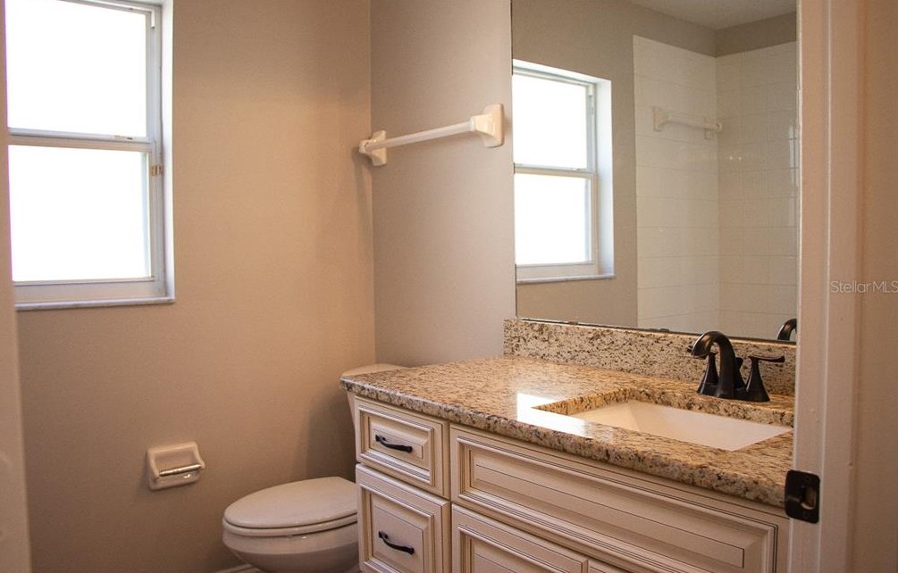 2421 Walnut Heights Rd, Apopka FL  32703-4854 exterior