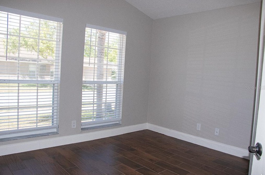 2421 Walnut Heights Rd, Apopka FL  32703-4854 exterior