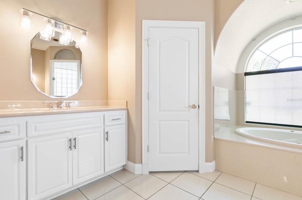 1 Evanston Pl, Palm Coast FL  32164-3215 exterior