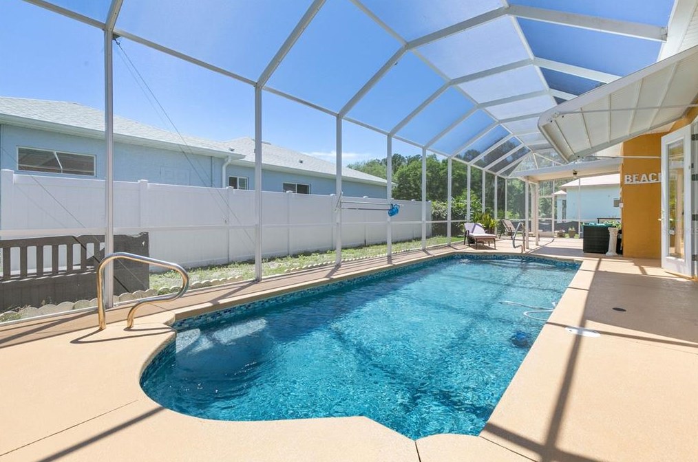 1 Evanston Pl, Palm Coast FL  32164-3215 exterior