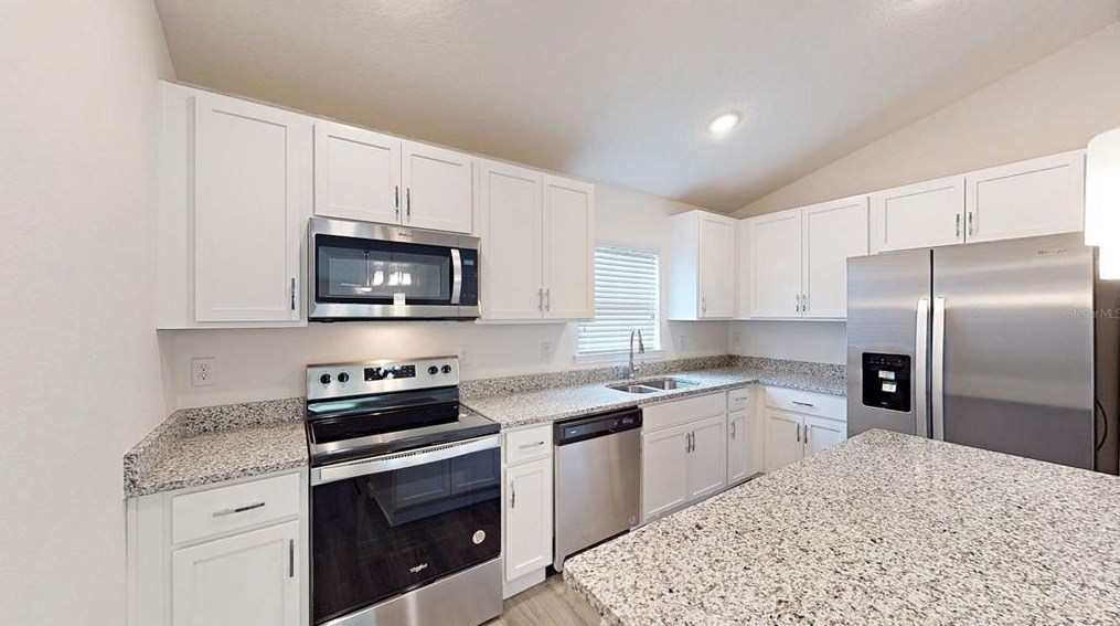 3 Kashmir Trl, Palm Coast FL  32164-5652 exterior