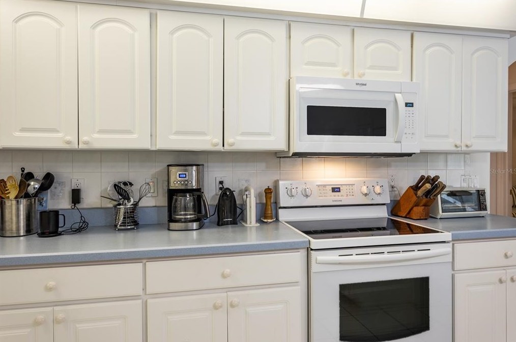 9 Ebb Tide Dr, Palm Coast FL  32164-6268 exterior