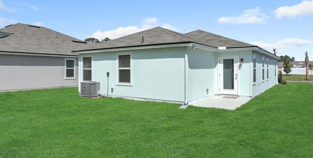 13 Rodger Pl, Palm Coast FL  32164-6548 exterior