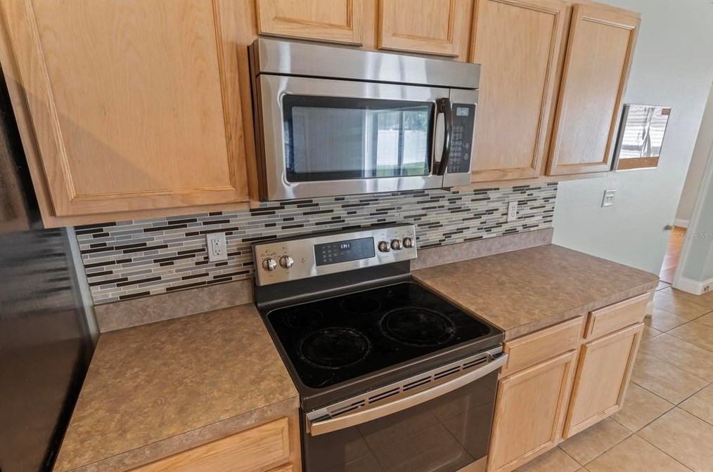 58 Bennett Ln, Palm Coast FL  32137-8609 exterior