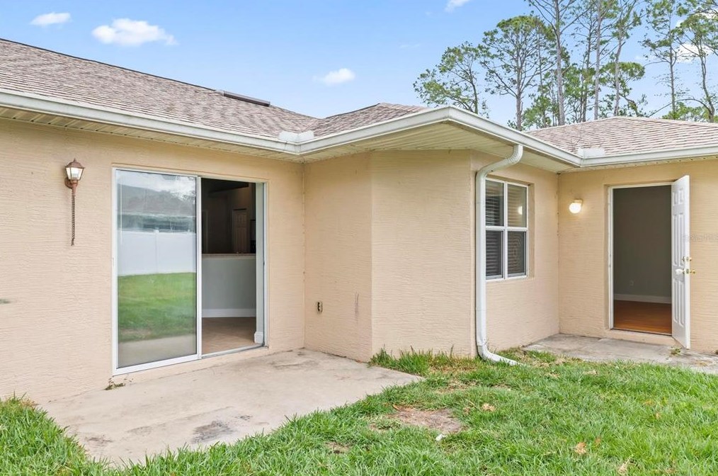 58 Bennett Ln, Palm Coast FL  32137-8609 exterior