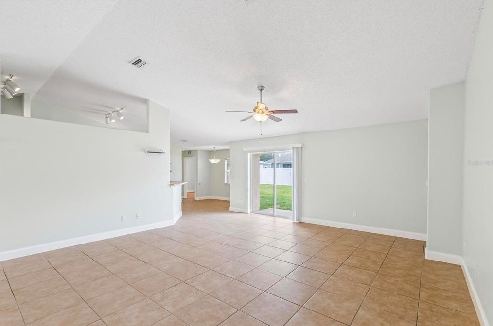 58 Bennett Ln, Palm Coast FL  32137-8609 exterior