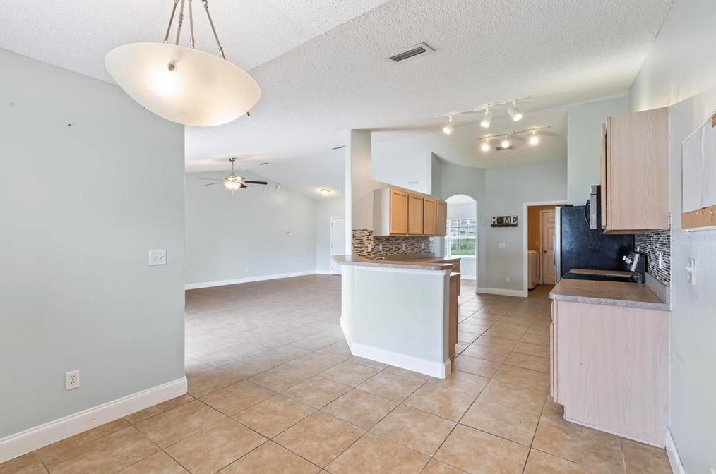 58 Bennett Ln, Palm Coast FL  32137-8609 exterior