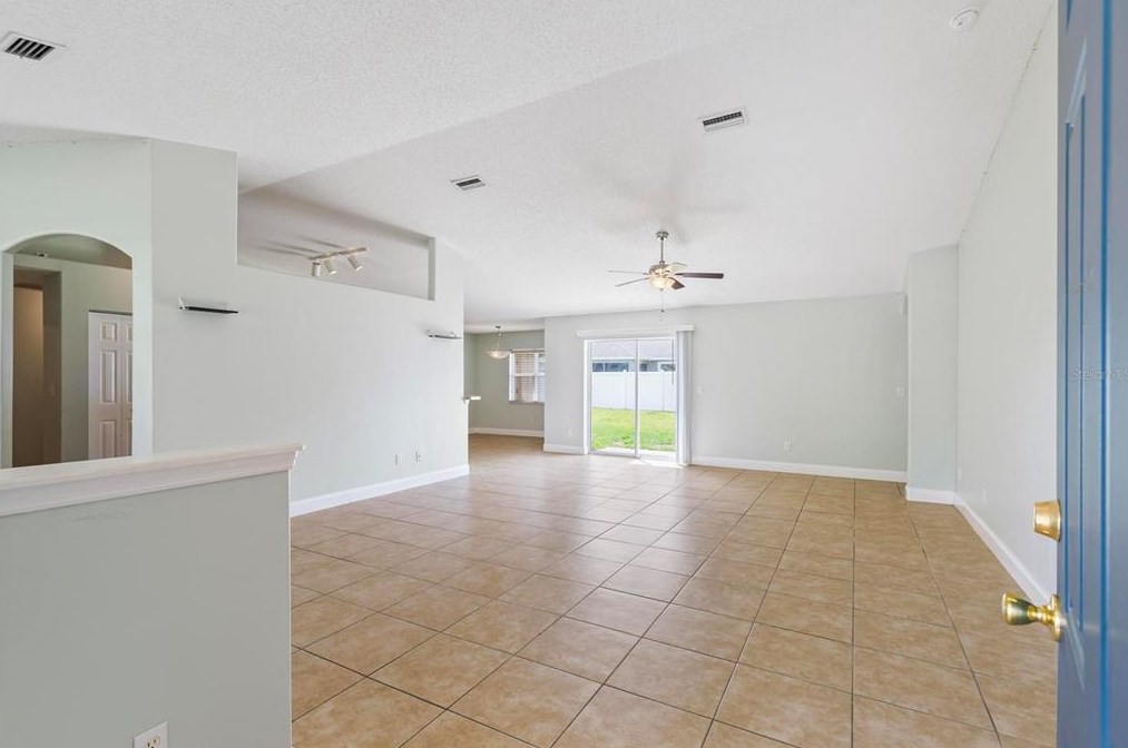 58 Bennett Ln, Palm Coast FL  32137-8609 exterior