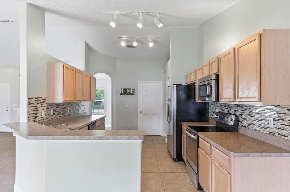 58 Bennett Ln, Palm Coast FL  32137-8609 exterior