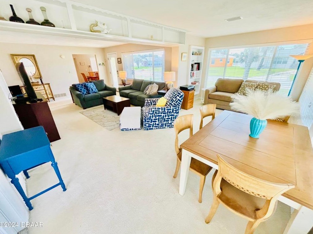 31 San Jose Dr, Ormond Beach FL  32176-2414 exterior