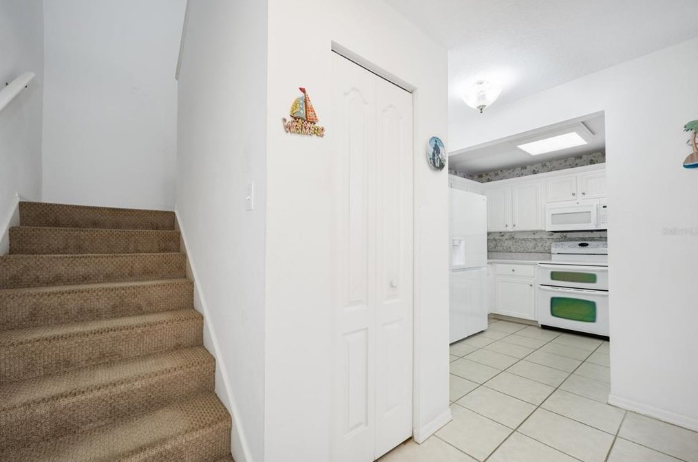 2242 Candlewood Ln, New Smyrna FL  32168-9721 exterior