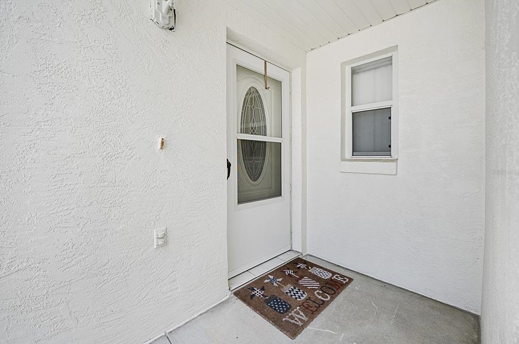 2242 Candlewood Ln, New Smyrna FL  32168-9721 exterior