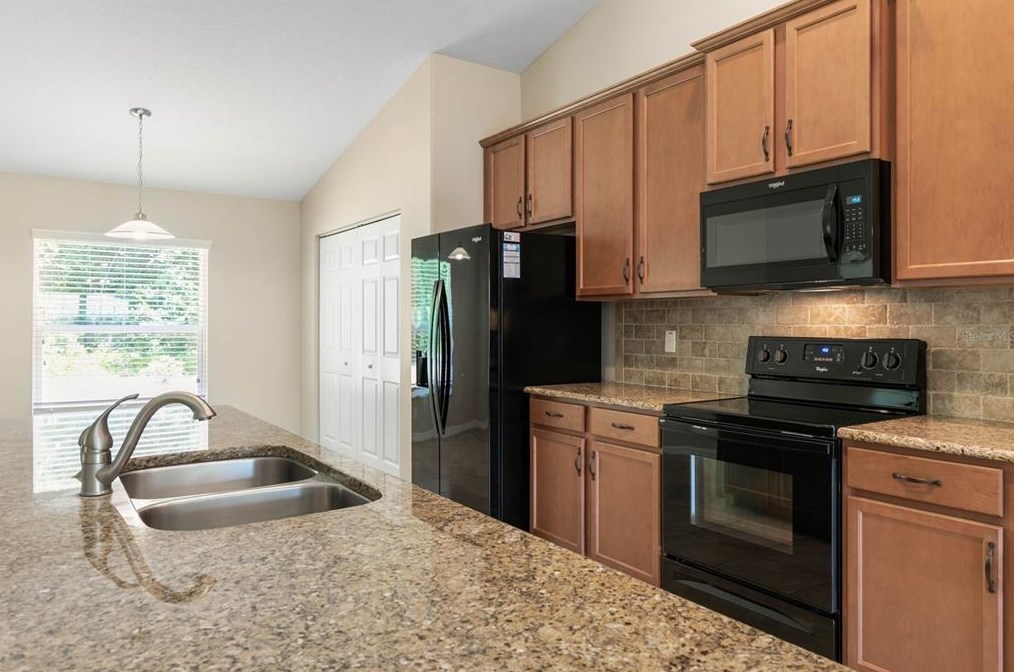 93 Rose Dr, Palm Coast FL  32164-6940 exterior