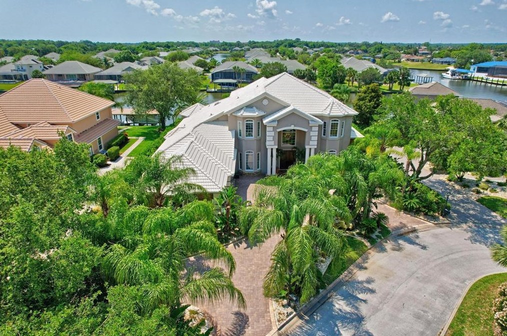 1 Caitlin Ct, Palm Coast FL  32137-4323 exterior