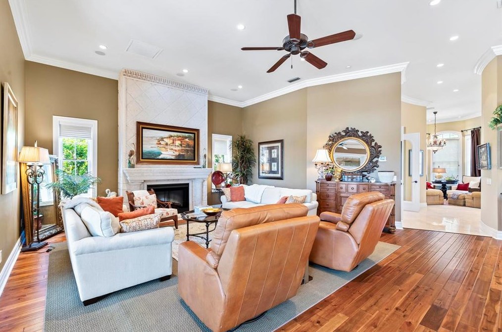 1 Caitlin Ct, Palm Coast FL  32137-4323 exterior