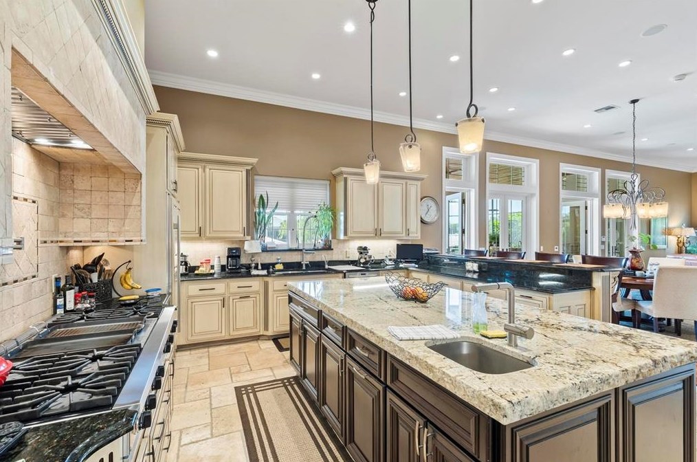 1 Caitlin Ct, Palm Coast FL  32137-4323 exterior