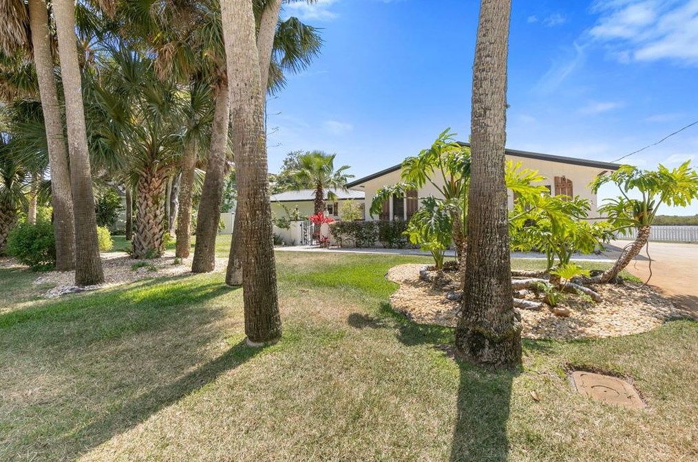 3120 John Anderson Dr, Ormond Beach FL 32176-2259 exterior