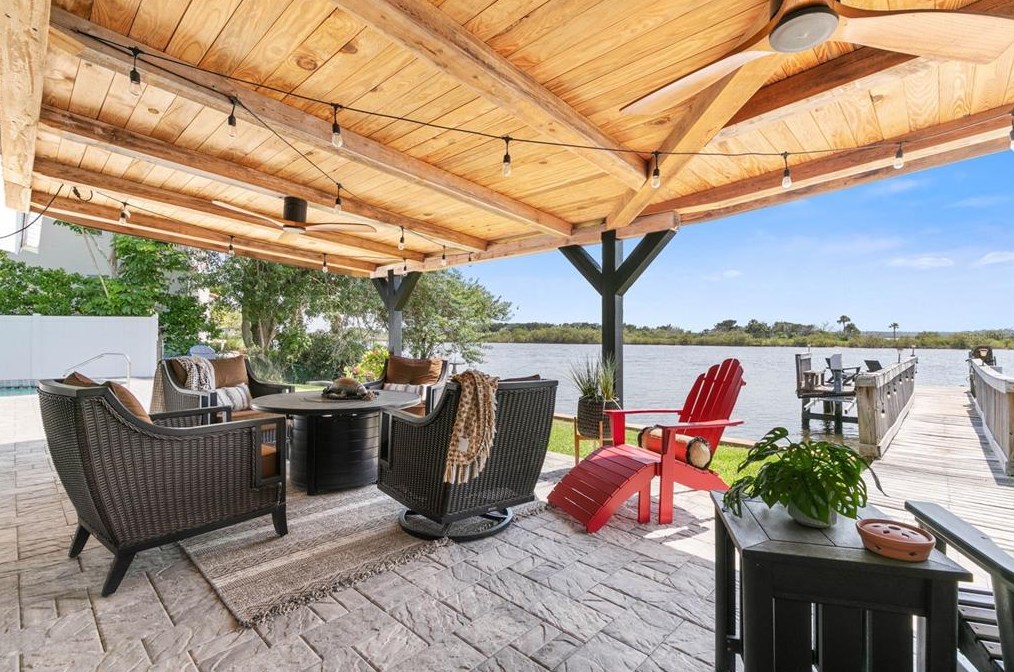 3120 John Anderson Dr, Ormond Beach FL 32176-2259 exterior