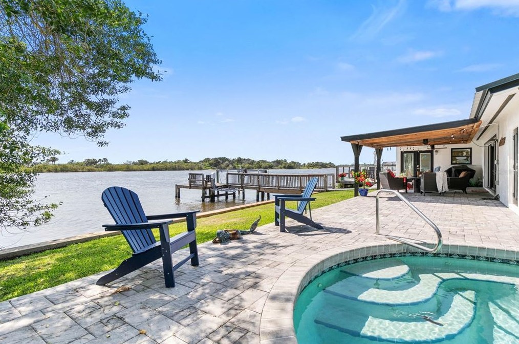 3120 John Anderson Dr, Ormond Beach FL 32176-2259 exterior