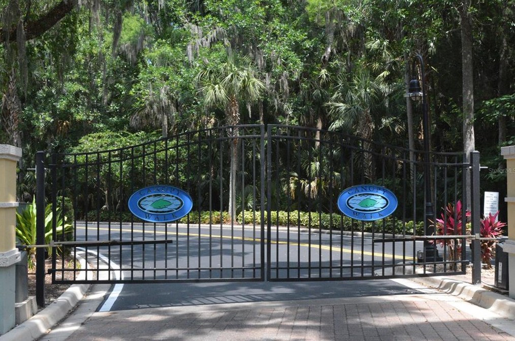 300 Canopy Walk Ln, Palm Coast FL  32137-6540 exterior