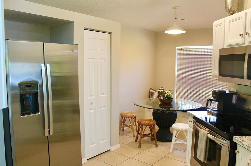 28 Pickering Dr, Palm Coast FL  32164-7079 exterior
